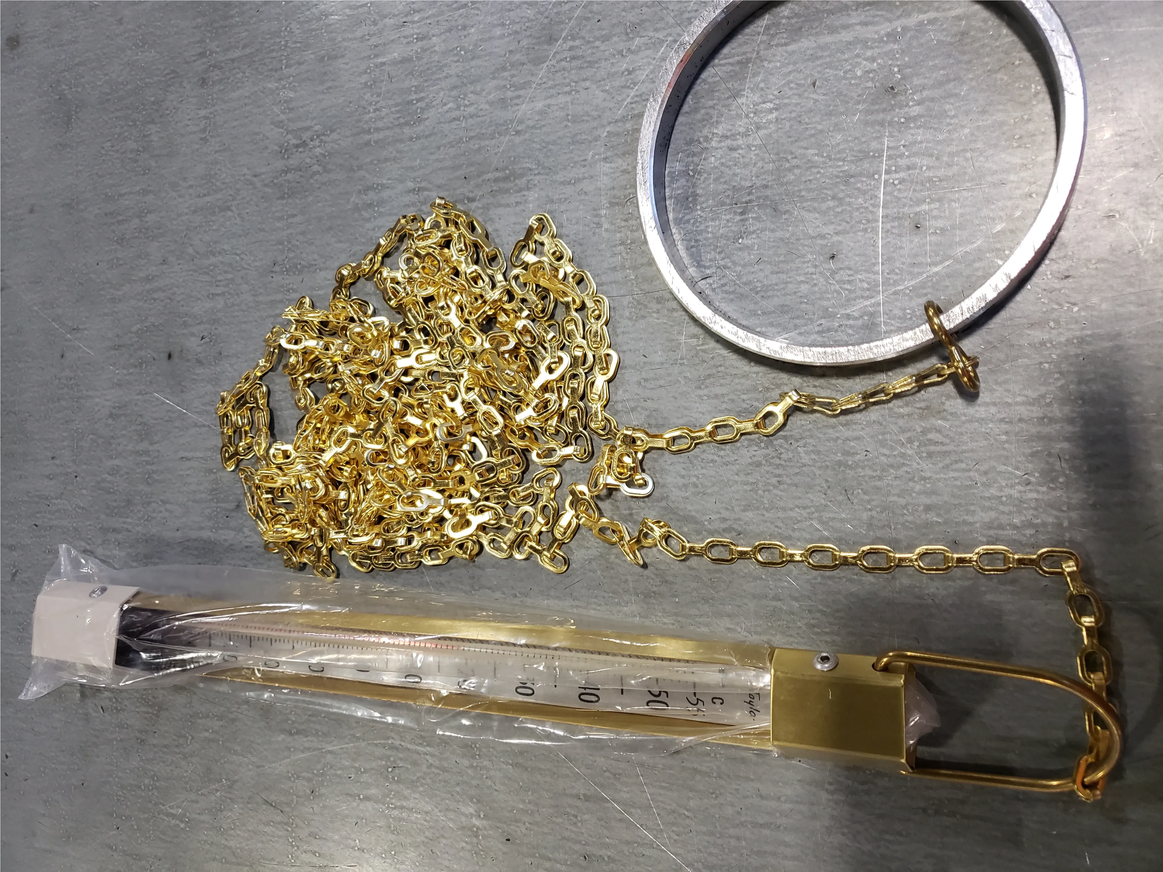 NEEI. Fuel Thermometer with Chain Tank Immersion